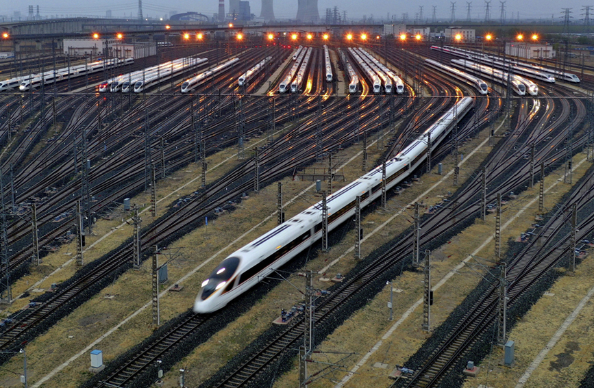 澳門香港資料開獎結(jié)果,香港游客在日本遭列車撞擊喪生